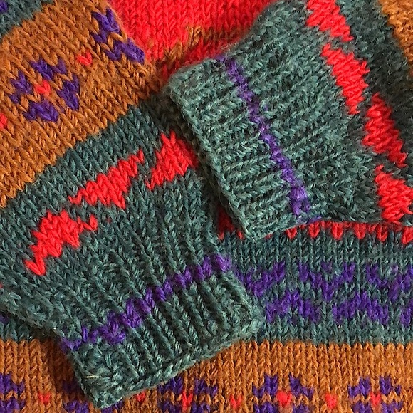 Vintage Handmade in Nepal 100% Wool Cardigan - Picture 15 of 15